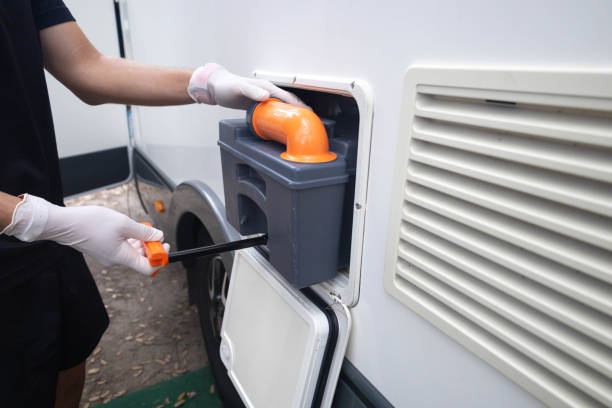 Best High-end porta potty rental  in Lincoln, IL